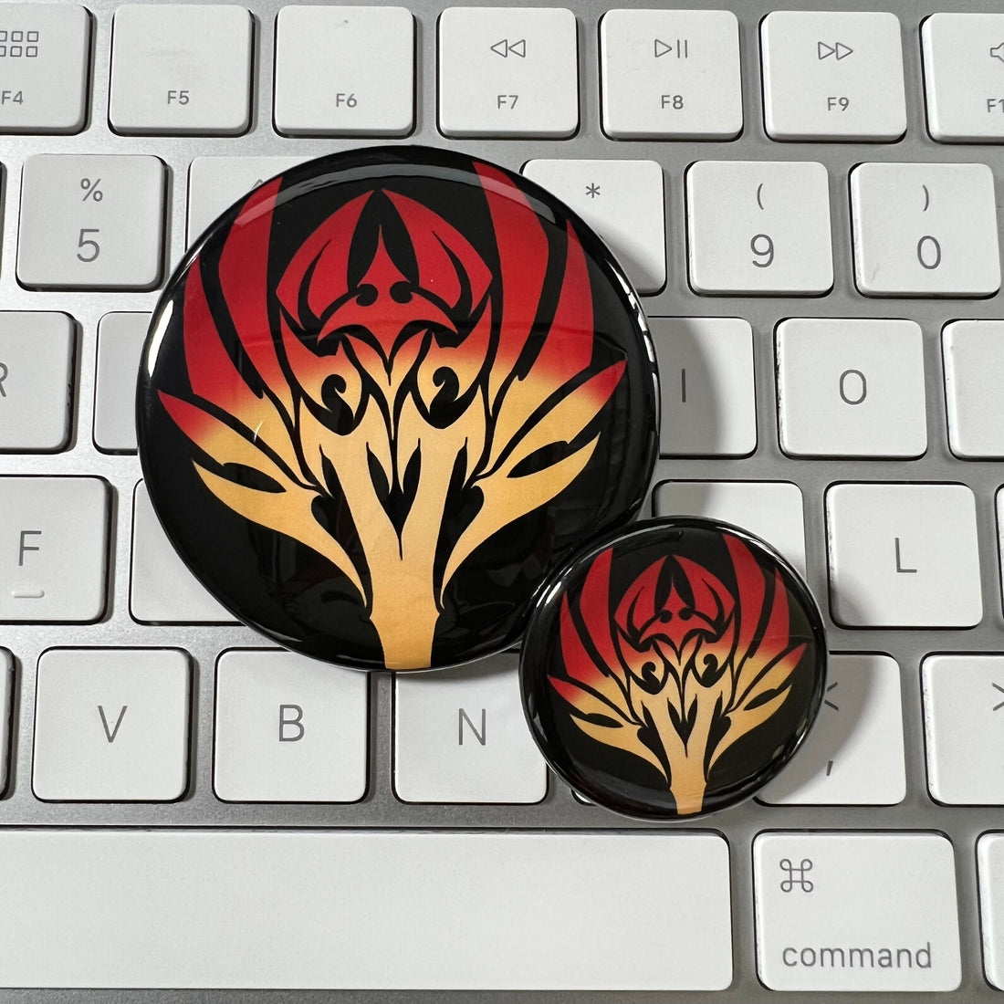 TWEWY Grus Cantus crane Noise emblem pin-back button, The World Ends With You fan art, 1.25 and 2.25 inch